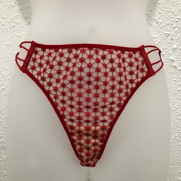 NWOT Victoria’s Secret 36D & Medium Tanga LUXE Unlined Mesh Plunge Bra Red Set - Picture 4 of 10